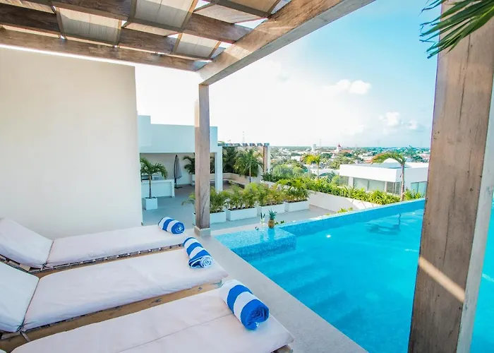With Ocean View Pool In Av 10 & 60 Street * Playa del Carmen